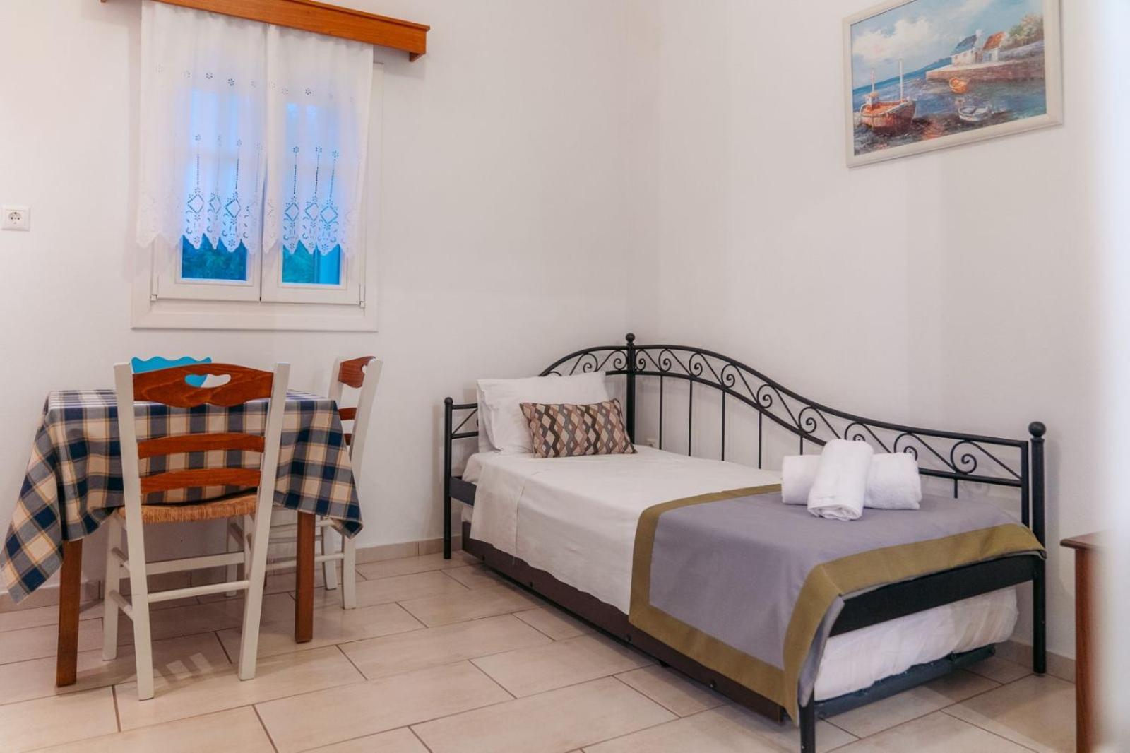 Arhontou Hotel Аполония Екстериор снимка