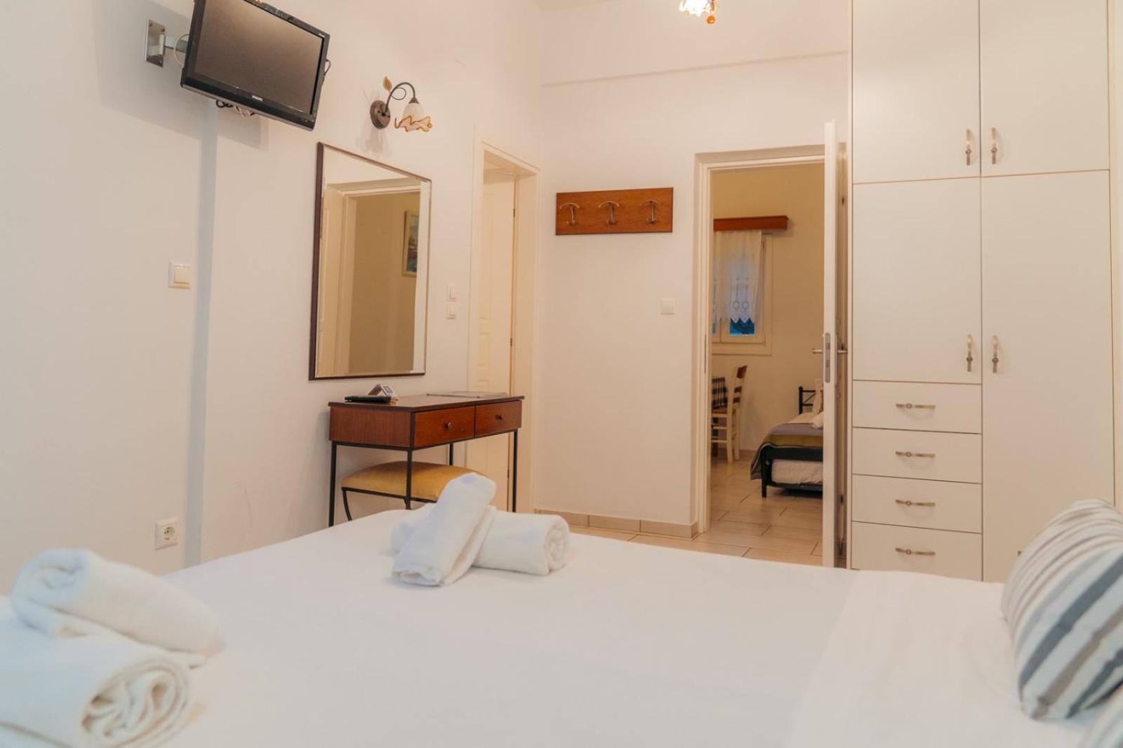 Arhontou Hotel Аполония Екстериор снимка