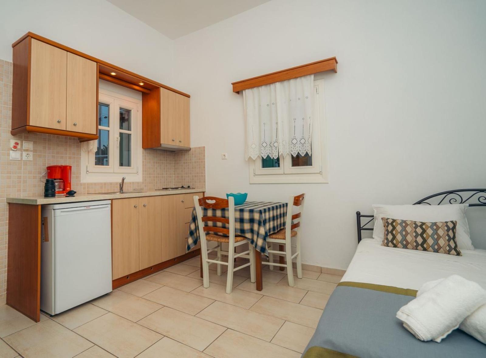Arhontou Hotel Аполония Екстериор снимка